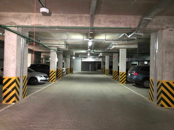 Паркомісце в жк Русанівська гавань Киев