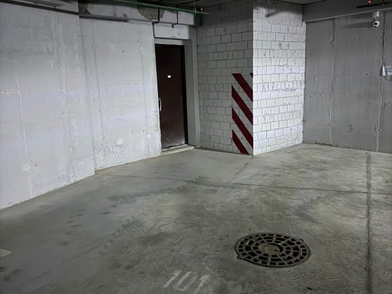 Оренда паркомісця з коморою в ЖК «Сонячна брама» Київ