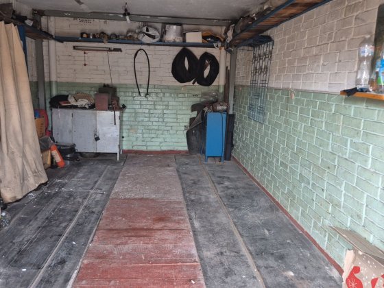 Сдаю гараж в ГСК "Олимпийский" Київ