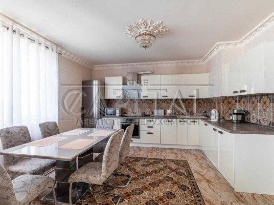 Продаж просторої сімейної квартири127м2 жк Смарагдовий Київ Солом'янка Киев