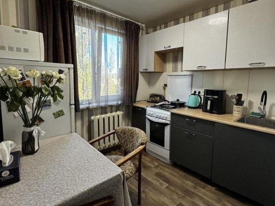 Продам 2-кімнатну квартиру вул. Академіка Туполєва (Мрії), 17 EN Київ