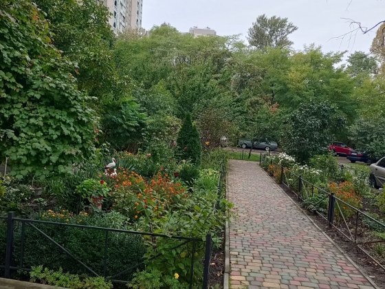 Продаж 2 к , проспект європейського союзу ( правди) 17 А Київ