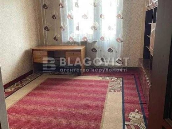 3-к - пр-т Корольова Академіка, 8 - будинок 1980 р - 3-й поверх з 9-ти Київ