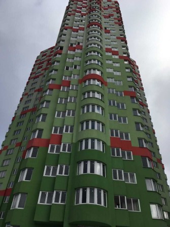 Продам 1-к квартиру в ЖК "Семьи Сосниных", 4-А, первый готовый дом. - фото 1