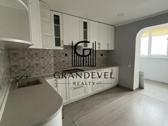 Продаж 3к квартири по вул. С.Данченка 1, Виноградар, Київ Киев