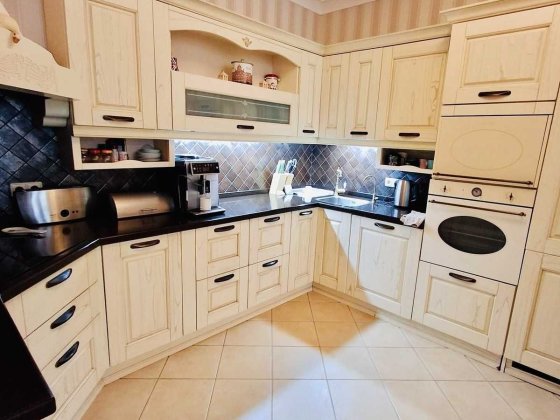 БЕЗ%, Продам 3к Беларуская, 3, Шевченковский район, Лукьяновка Київ