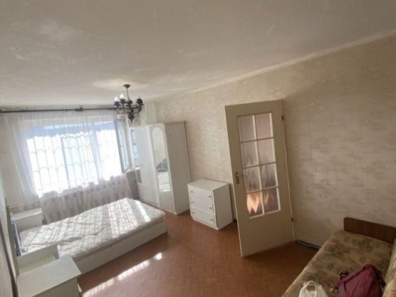 Продаж 3-х ком кв. Подольский р-н. Георгия Гонгадзе 14 Киев