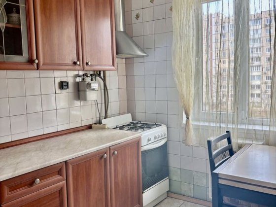 Продається 3-х кімната кватрира в Солом'янському р-ні Київ