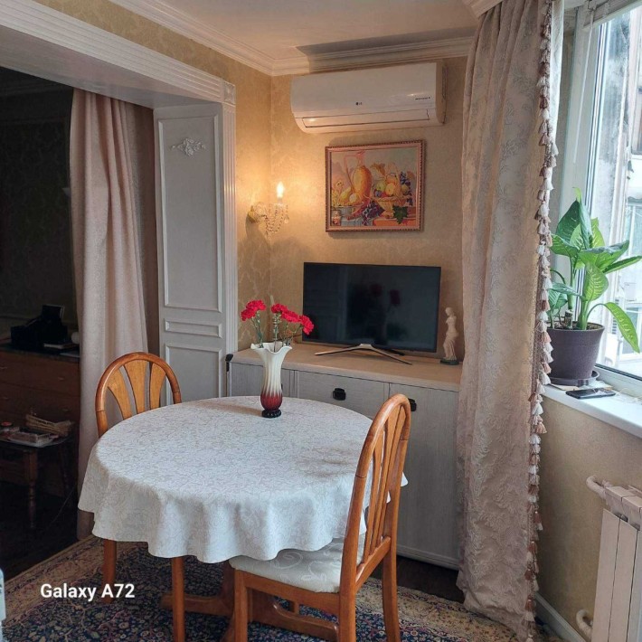 Престижная 3-х квартира пр. Академика Палладина 13.Академгородок. - фото 1