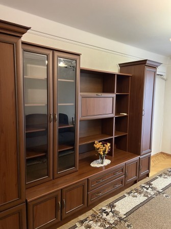 Трикімнатна тепла, затишна квартира - фото 1