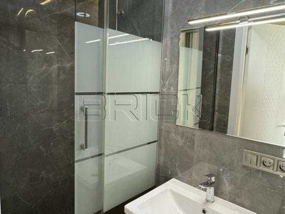 1 кім кв. (гостінка)на Подолі с ремонтом та меблями, торг можливий