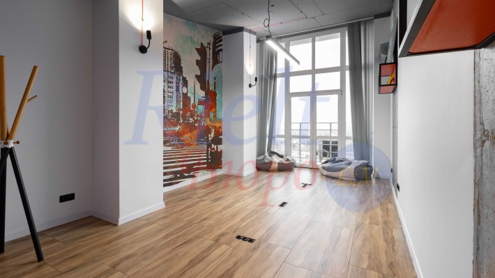 Продаж унікального пентхаусу з панорамними вікнами на чудовий Київ! - фото 1