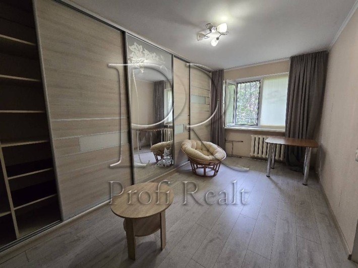 Продаж 1 кімн. квартири вулиця Метробудівська 5 - фото 1