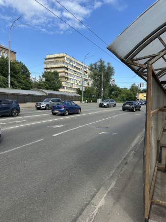 Продам квартиру в супер месте в супер доме - фото 1