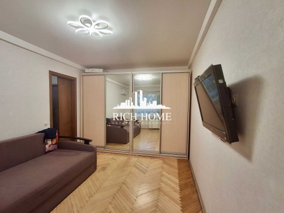 Світлицького 23А, Виноградар, продаж 1к квартири, Свободи, Порика Киев