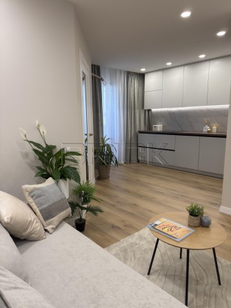 ЖК Атлант Доківська 10 Продаж квартири - фото 1