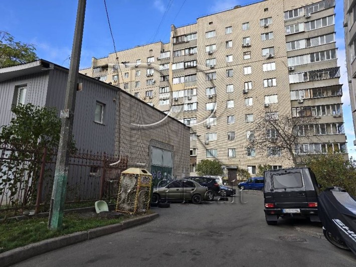 Продаж 3 кімн. квартири Татарка, вулиця Отто Шмідта 26Б - фото 1