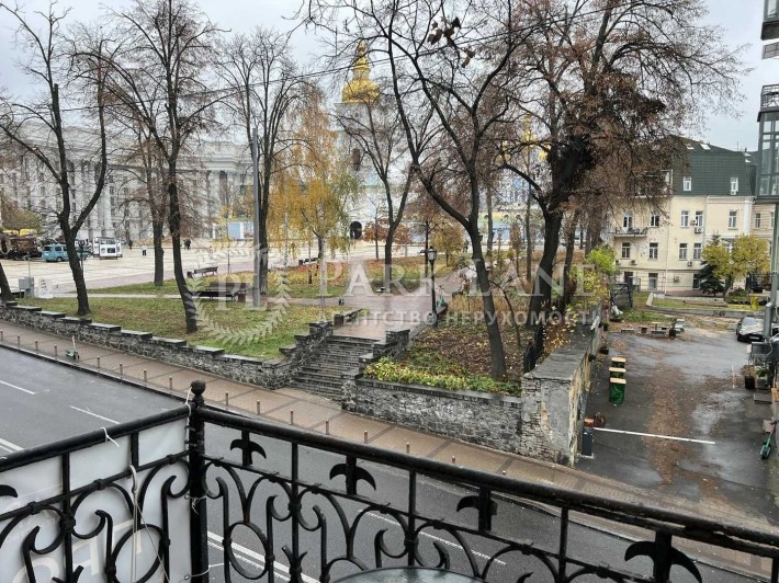 3к Майдан Незалежності Михайлівська пл. Софіївська пл. Михайлівська 21 - фото 1