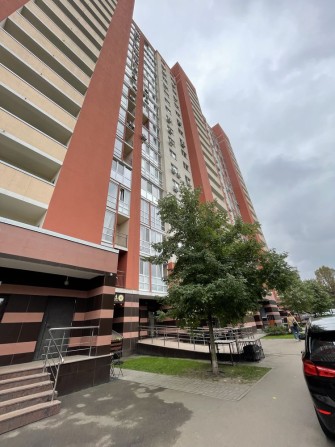 Теміновий продаж 3 кім квартири коло парку в Житловому ком-сі комфорт - фото 1