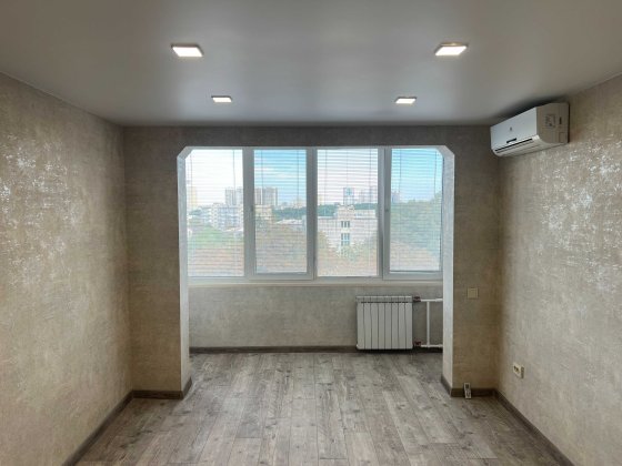 Продам 2-кімнатну, новий євроремонт,Бринжали(Тешебаєва) 1, метро Нивки Київ