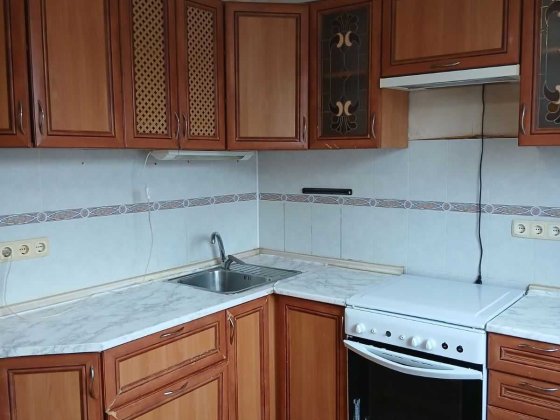 Продаж 3х кімнатной на вул Симеренко 22г Киев