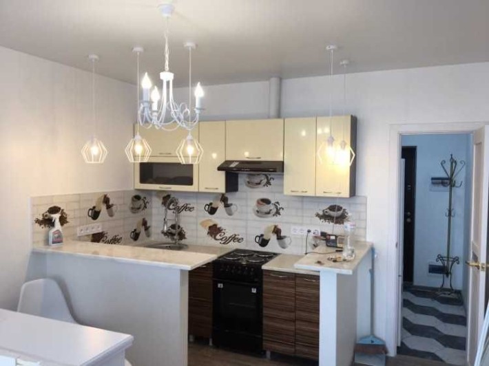 Продам 1 кімнатну ЖК Караваєві Дачі, вул. Польова 73 - фото 1