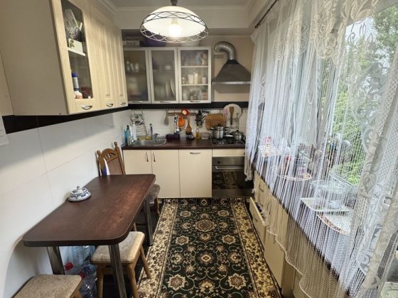 Продам 2х кімн квартиру ремонт Гоголівська 29 цирк метро Університет Київ