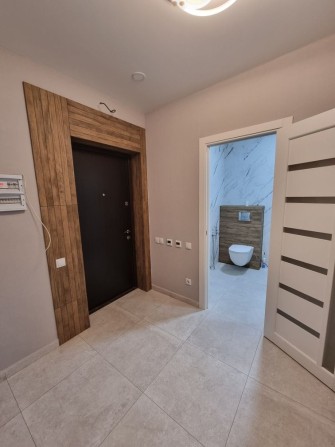 Продам 1-кім Варшавський квартал 40м2  Ремонт - фото 1