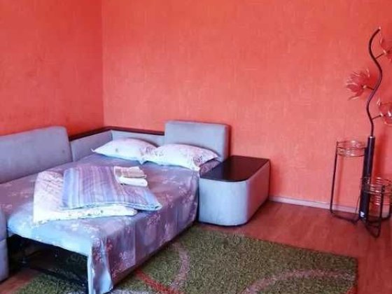 1-кімнатна кв. сталінка пр-т. В. Лобановського, 41 Київ