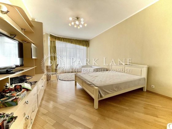 Пори року 55м2 Кудряшова Смарагдовий Липківського Шаповала Механізатор Киев