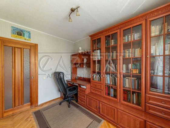 Продаж простора 3к квартира просп.Берестейський 146/2 до метро 10 хв Киев