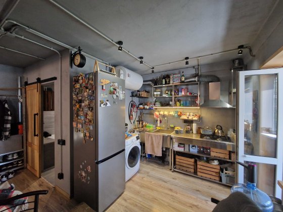 Продається 2-на квартира Шевченківський р-н вул. Печеніжска 35/43 Київ