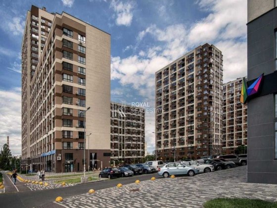 Продаж 1к квартири Варшавський 3 переуступка Резервне живлення Київ