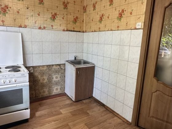 Продаж 2-кімнатної квартири, Подільський р-н, просп. Правди, 62б Київ