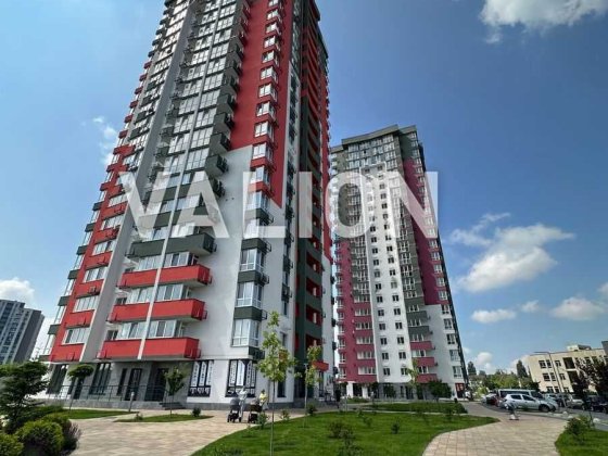 Продам 3к квартиру ЖК Сирецькі Сади  Виговського 10М Сирець Київ