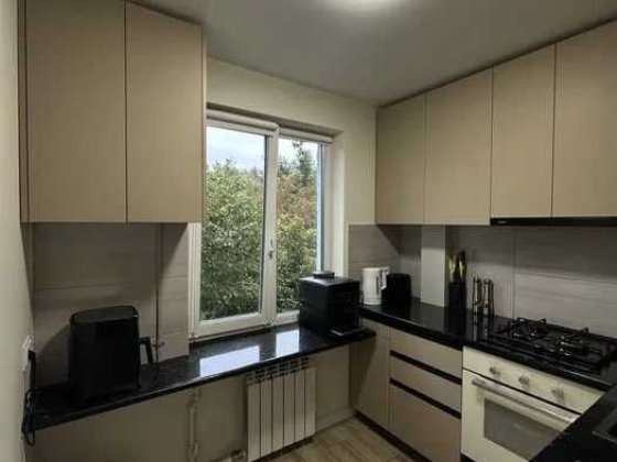 Двокімнатна квартира за адресою Олега Мудрака, 41.