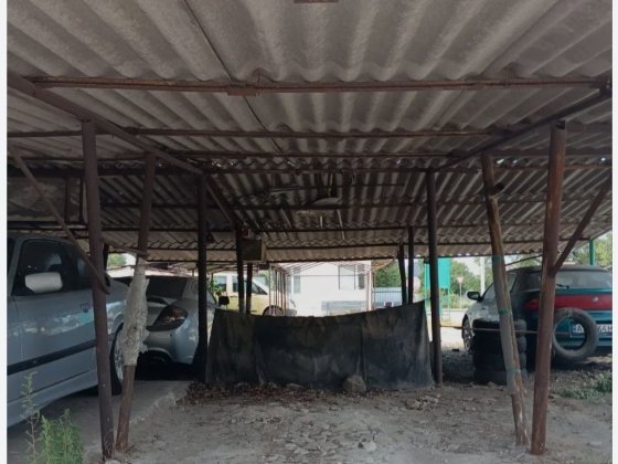 Продам место на крытой стоянке Харків