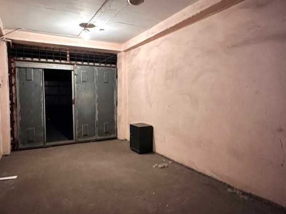 Продаж гараж боксу ГСК Лівобережний Челябінська 2 (П.Куліша 2) пов 4 Киев