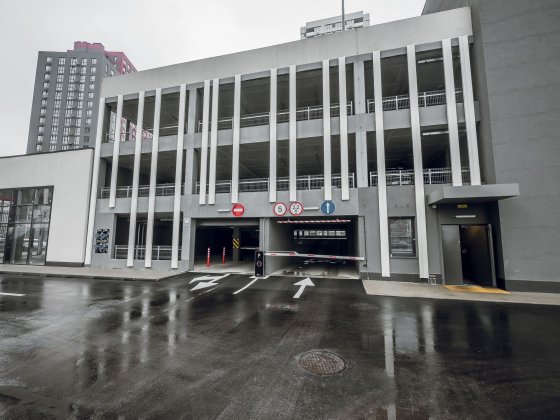 Паркінг продаж Варшавський 3 Киев