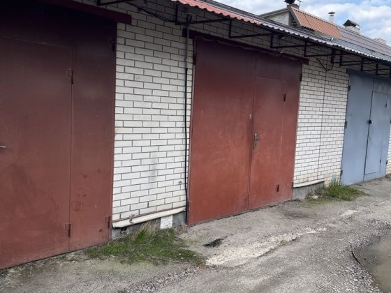 Без %Гараж, склад, бетонований підвал, електроенергія,Святопетрівське Святопетровское