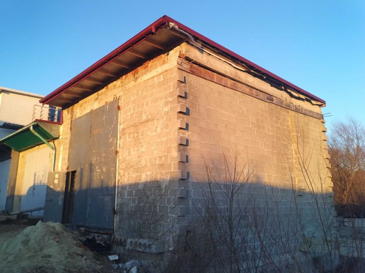 Оренда гараж приблизно 115 кв. Гараж дуже великий і Високий. - фото 1