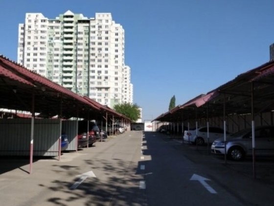 Продам парковочное место на стоянке Бочаров 60 Лески