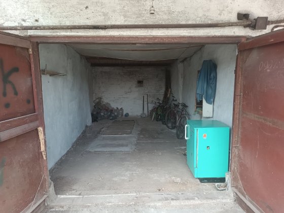 Гараж кому интересно продаем на Коротченко Первомайськ