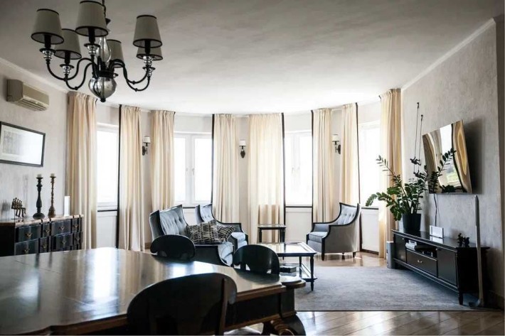 Продаж  4х.кв Туровська 31. Ціна 300 000 $ - фото 1