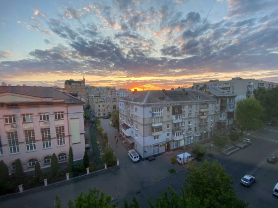 1-но кім. у історичній частині Подолу, шукає свого нового господаря.