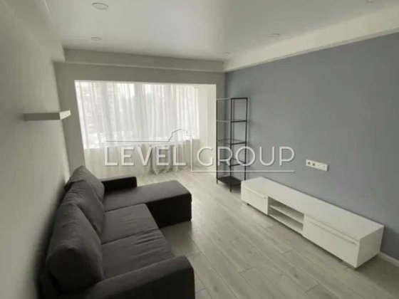 2к Квартира біля метро КПІ, новий сучасний ремонт! Шевченківський р-н! Киев