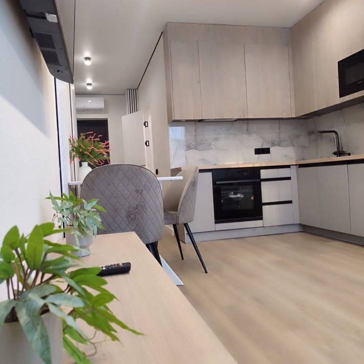 Продам 1к , Діброва ремонт ,вид у двір - фото 1