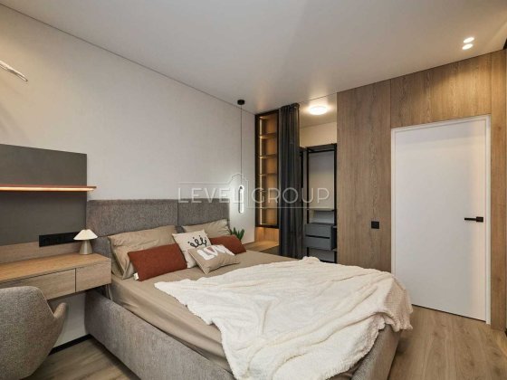 Стильна 1кім 40,2м2 вул. В.Змієнка 34/21 буд. 7.6. Варшавський 3 Киев