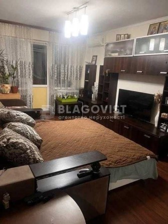 Продаж 2К квартири Соломянська площа - фото 1