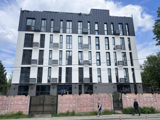 БЕЗ КОМІСІЇ! Продам 1-кімн. вул. Осіння, буд. 28, площа 39 м.кв Київ